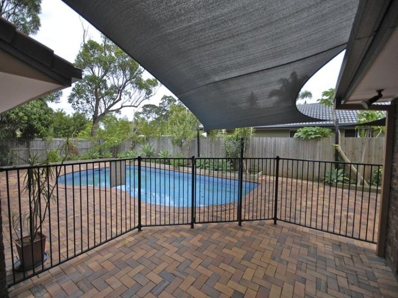 6 Lamb Street, Broadbeach Waters QLD 4218