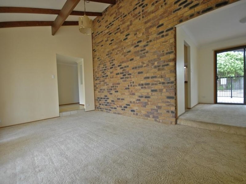 6 Lamb Street, Broadbeach Waters QLD 4218