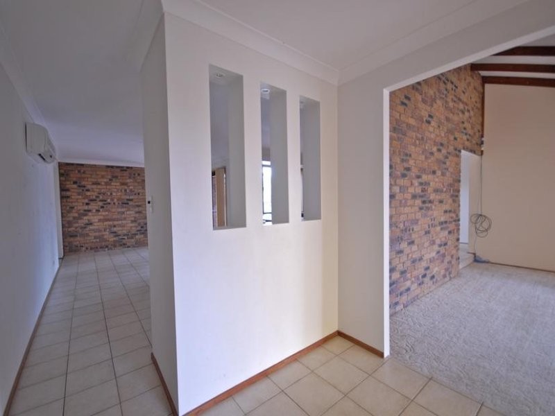 6 Lamb Street, Broadbeach Waters QLD 4218