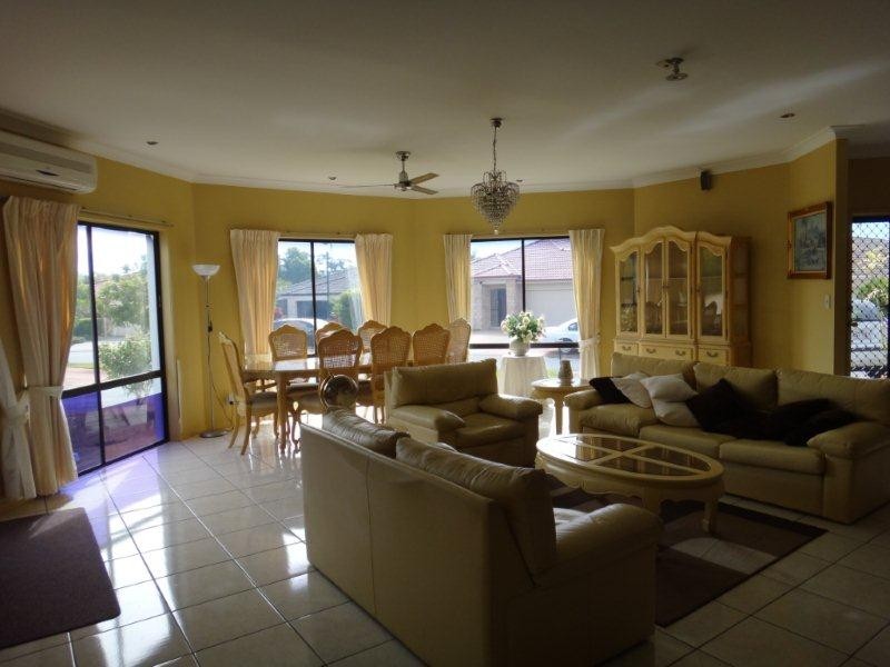 7 Felix Court, Merrimac QLD 4226