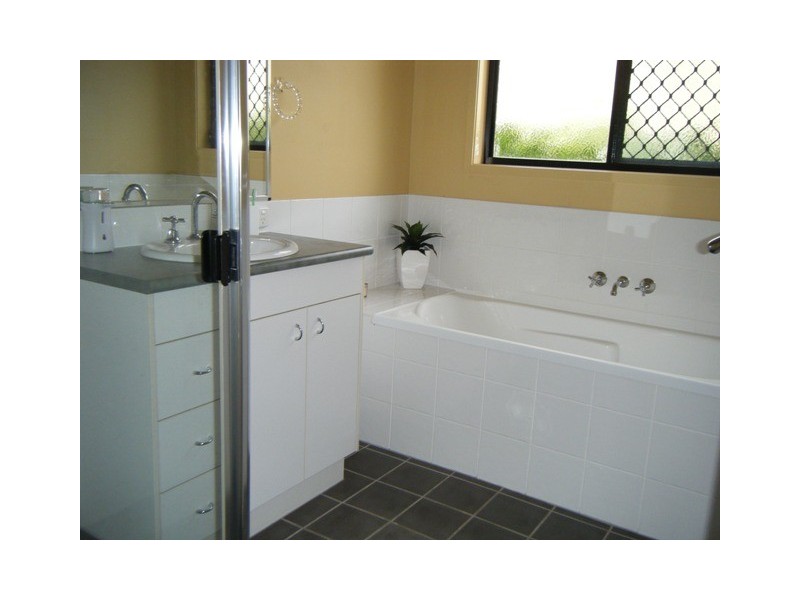 7 Felix Court, Merrimac QLD 4226