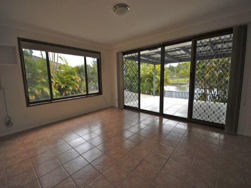 15 Mast Court, Currumbin Waters QLD 4223