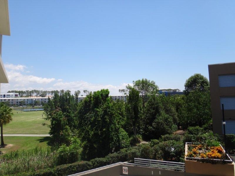 4/226 Varsity Parade, Varsity Lakes QLD 4227