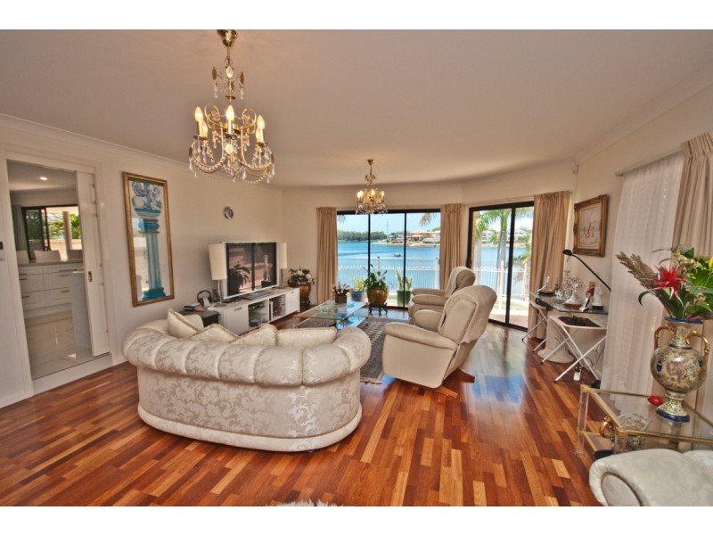 31 Cayman Drive, Clear Island Waters QLD 4226