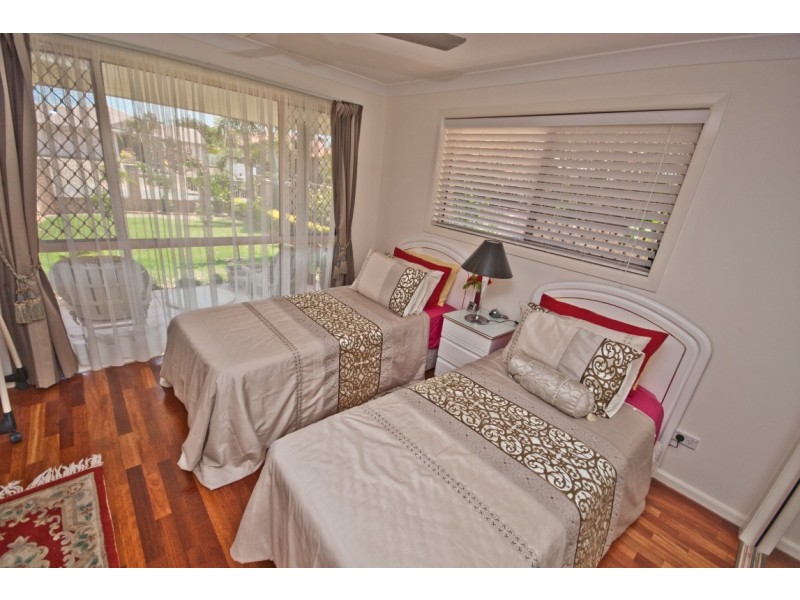 31 Cayman Drive, Clear Island Waters QLD 4226