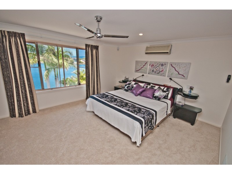 31 Cayman Drive, Clear Island Waters QLD 4226