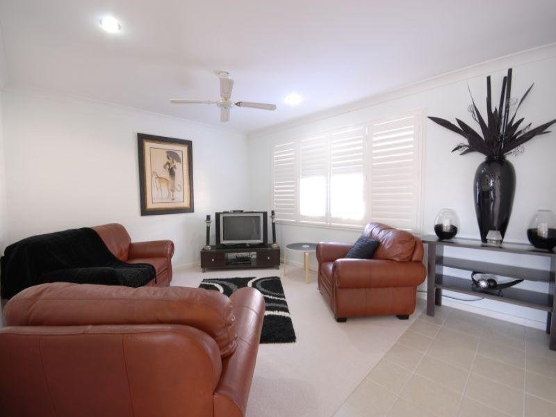 6/12 Promenade Avenue, Robina QLD 4226