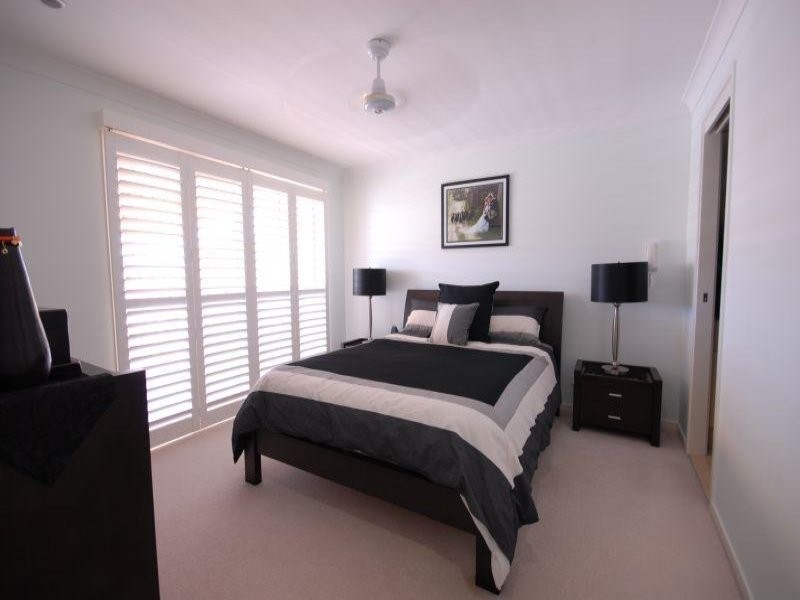 6/12 Promenade Avenue, Robina QLD 4226