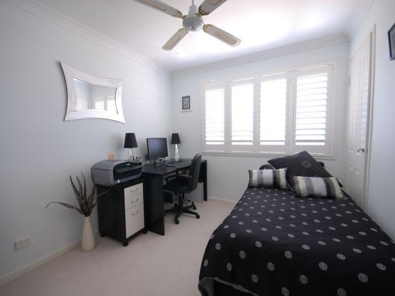 6/12 Promenade Avenue, Robina QLD 4226