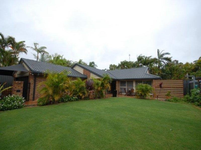 325 Ron Penhaligon Way, Robina QLD 4226