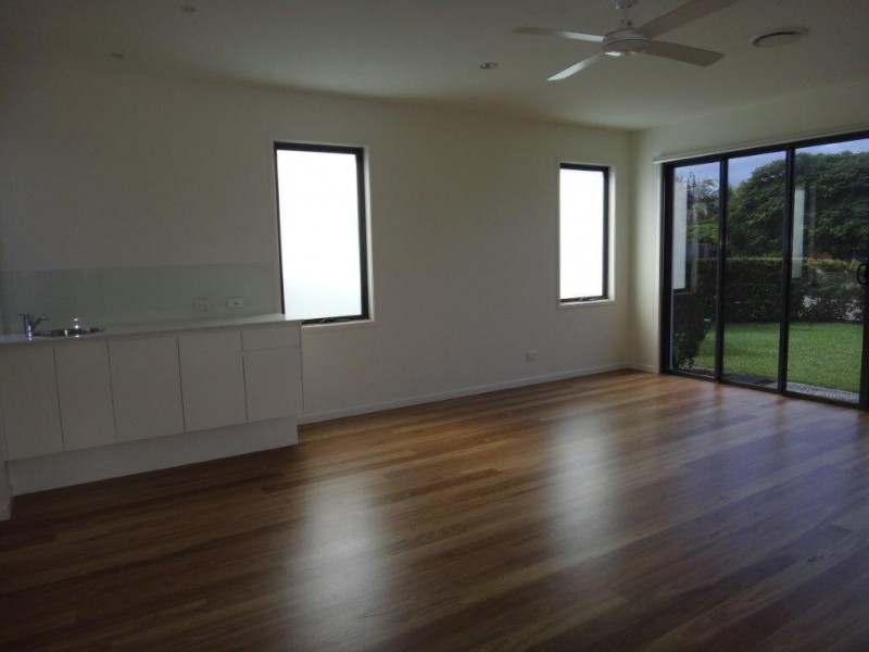 829 Legend Trail, Robina QLD 4226