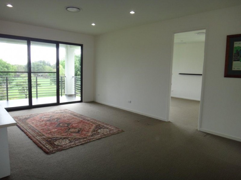 829 Legend Trail, Robina QLD 4226