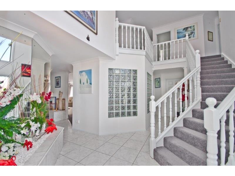 14 Cayman Drive, Clear Island Waters QLD 4226
