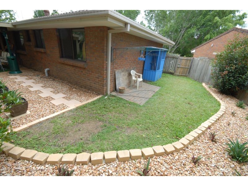 2/5 Cottesloe Drive, Robina QLD 4226