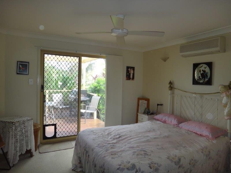 35 Pinnacle Court, Robina QLD 4226