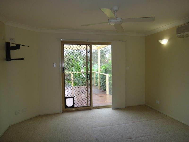 35 Pinnacle Court, Robina QLD 4226