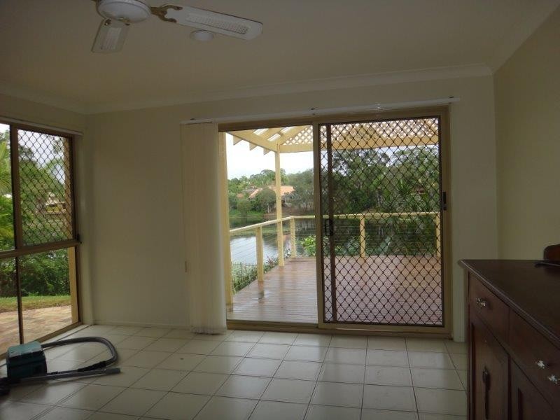 35 Pinnacle Court, Robina QLD 4226