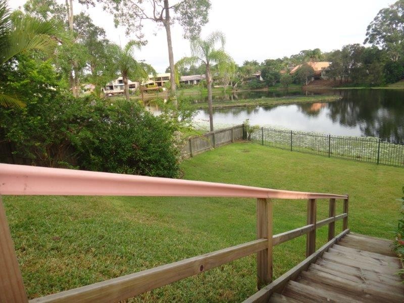 35 Pinnacle Court, Robina QLD 4226