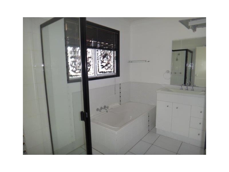 50/42 Murev Way, Carrara QLD 4211