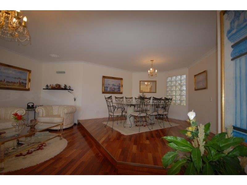 31 Cayman Drive, Clear Island Waters QLD 4226