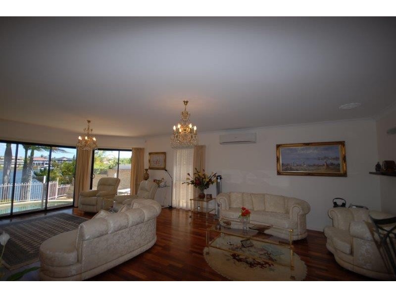 31 Cayman Drive, Clear Island Waters QLD 4226