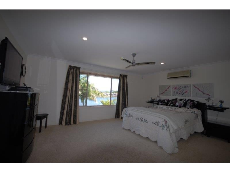 31 Cayman Drive, Clear Island Waters QLD 4226