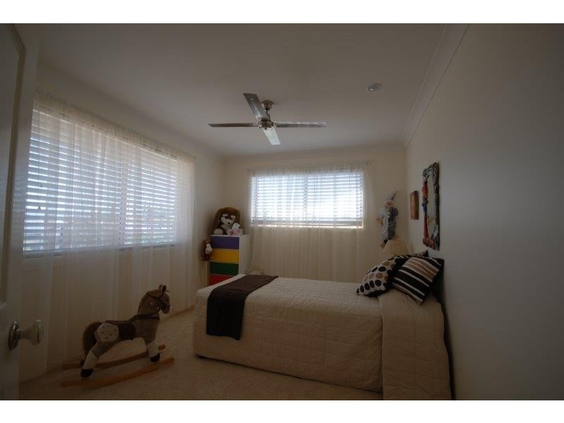 31 Cayman Drive, Clear Island Waters QLD 4226