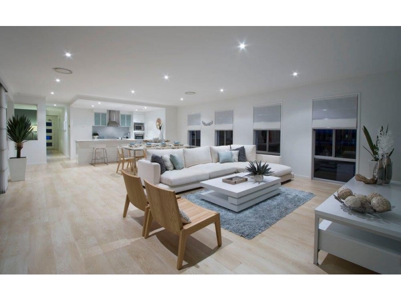 13 Conestoga Way, Upper Coomera QLD 4209