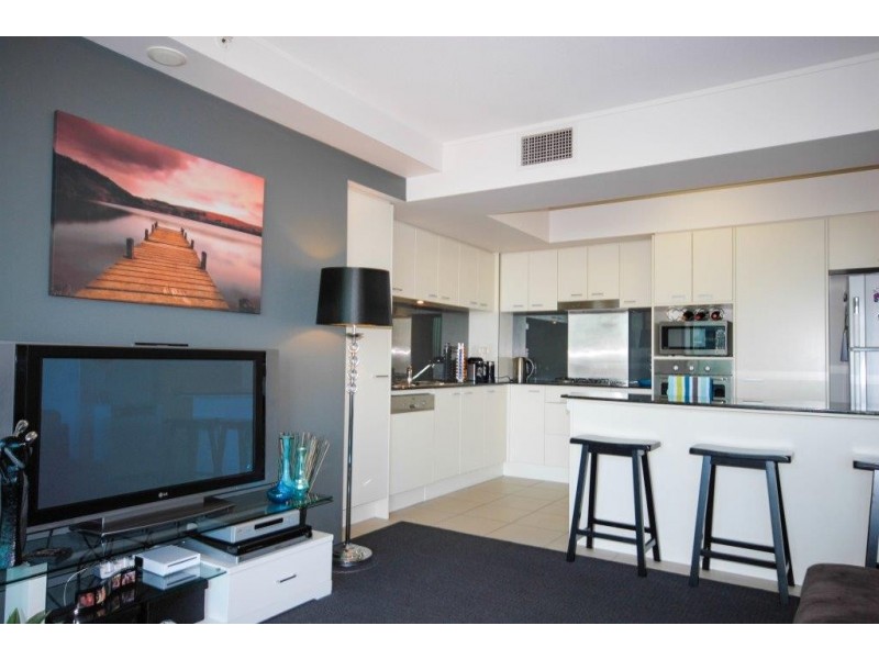 1607/2685 Gold Coast Highway, Broadbeach QLD 4218