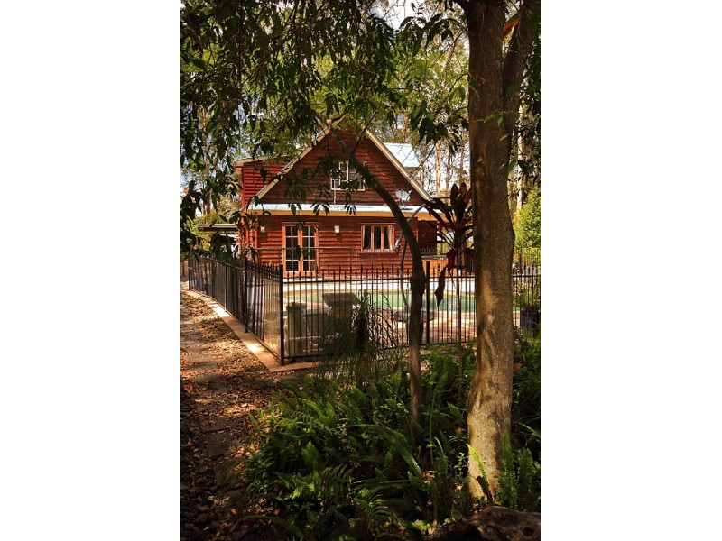 82 Sunray Drive, Bonogin QLD 4213