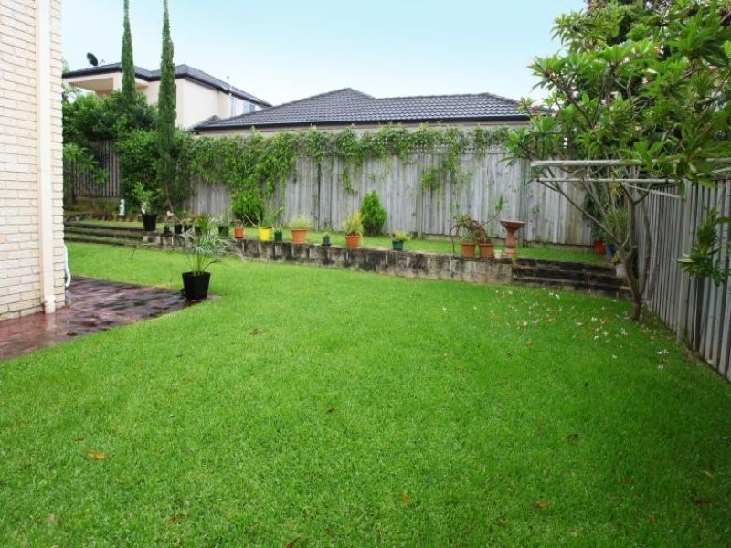 14 Waimea Drive, Varsity Lakes QLD 4227