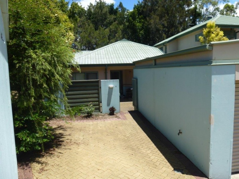 1/1 University Drive, Robina QLD 4226