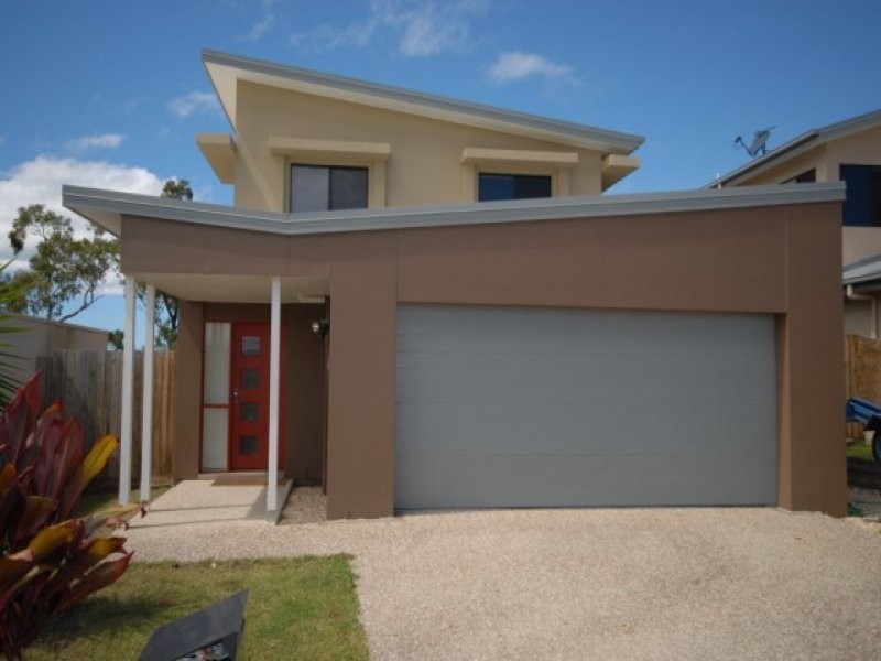 15 Zane Street, Molendinar QLD 4214