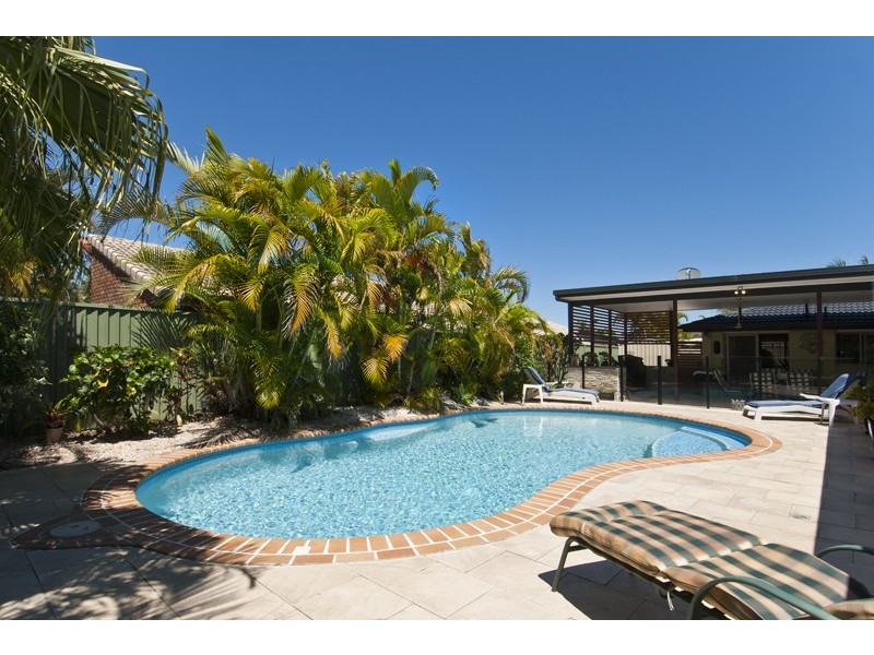 96 Newport Drive, Robina QLD 4226