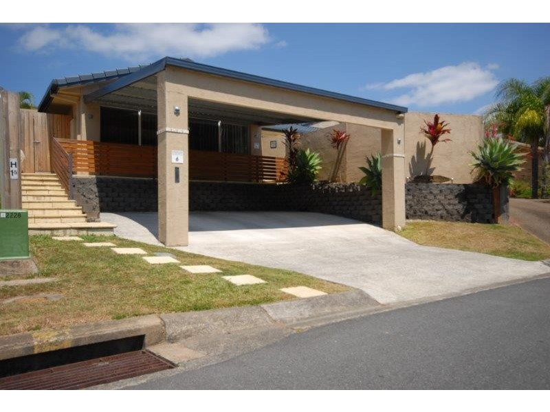 6 Karrinyup Pl, Robina QLD 4226