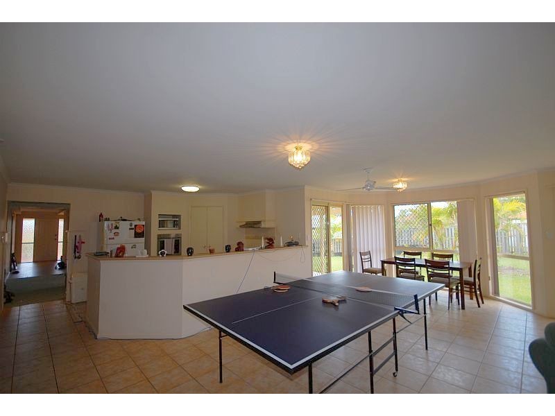6 Sparford Close, Mudgeeraba QLD 4213