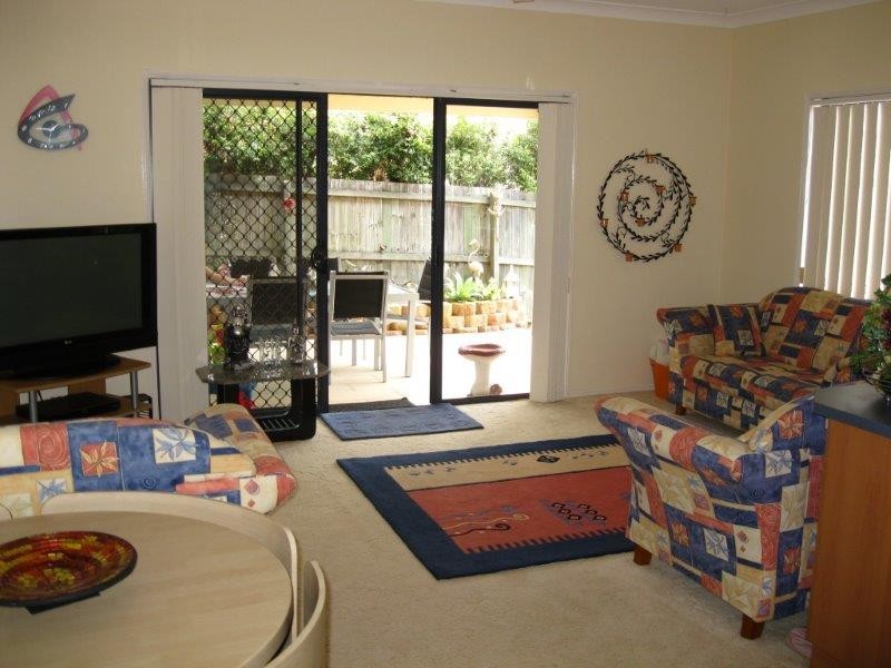 26 Mulgrave Crescent, Varsity Lakes QLD 4227