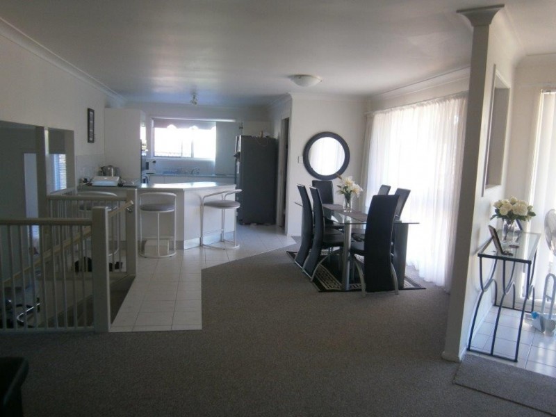 4 Bothwell Street, Robina QLD 4226