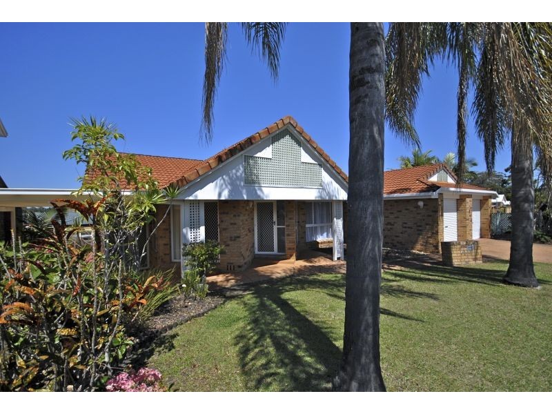 4 Bothwell Street, Robina QLD 4226