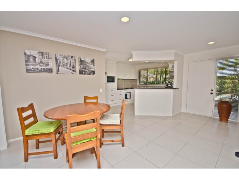 1 Dandenong Terrace, Robina QLD 4226