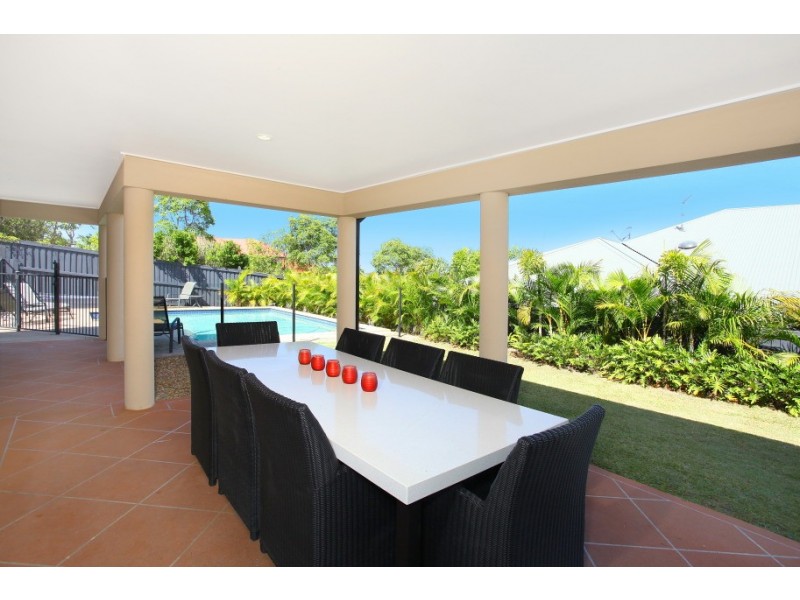 32 Mapleton Cct, Varsity Lakes QLD 4227