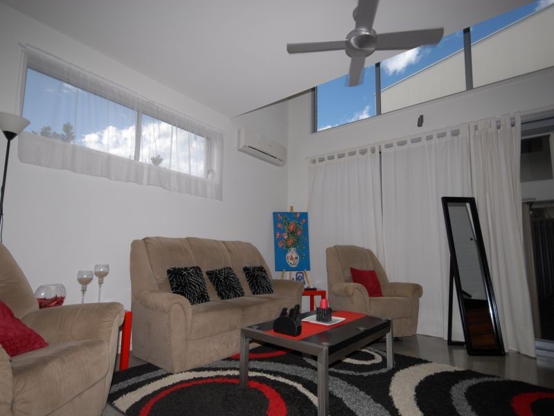 Varsity Lakes QLD 4227