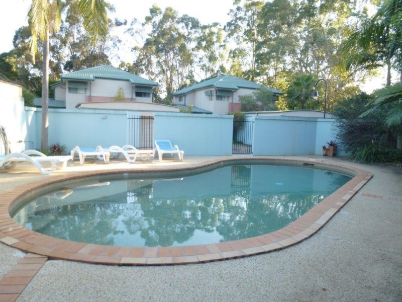 1/1 University Drive, Robina QLD 4226