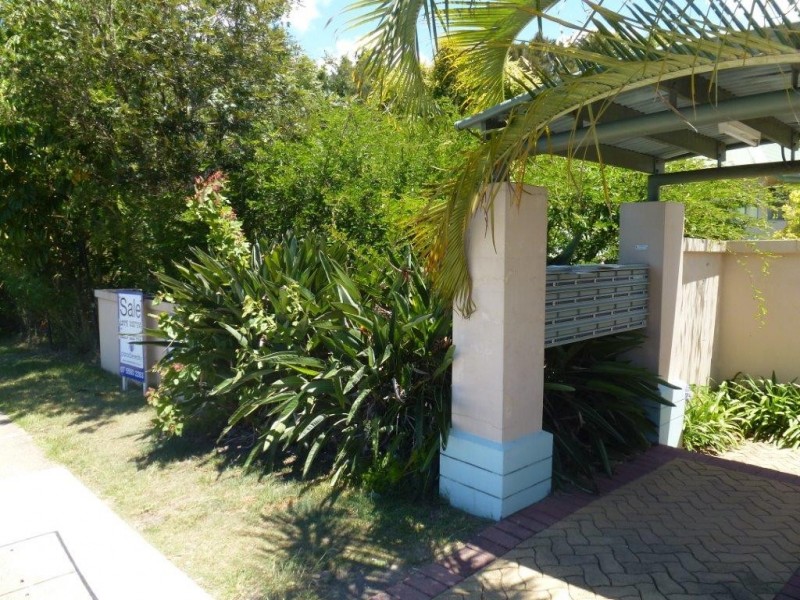 1/1 University Drive, Robina QLD 4226