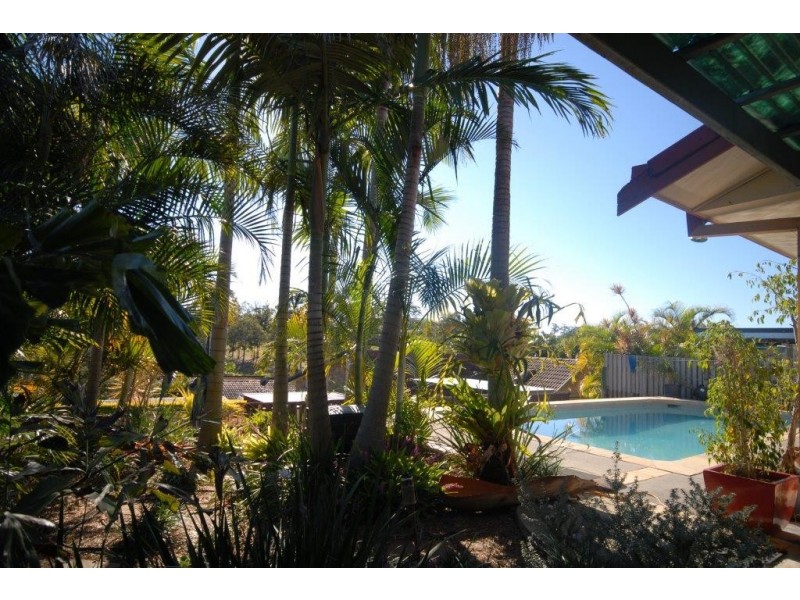 10 Wilga Grove, Ashmore QLD 4214