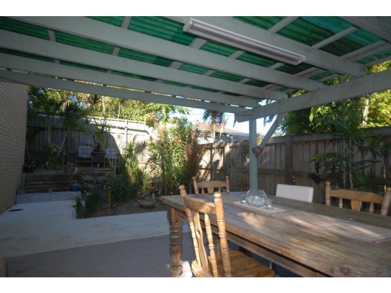 10 Wilga Grove, Ashmore QLD 4214