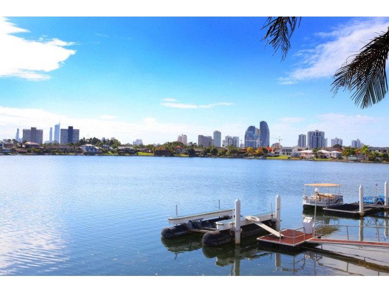 53 Intrepid Drive, Mermaid Waters QLD 4218