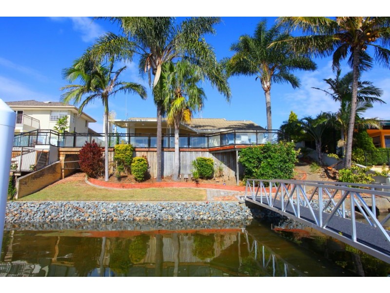 53 Intrepid Drive, Mermaid Waters QLD 4218