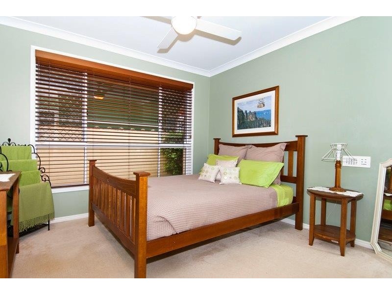 39 Beauty Point Drive, Robina QLD 4226