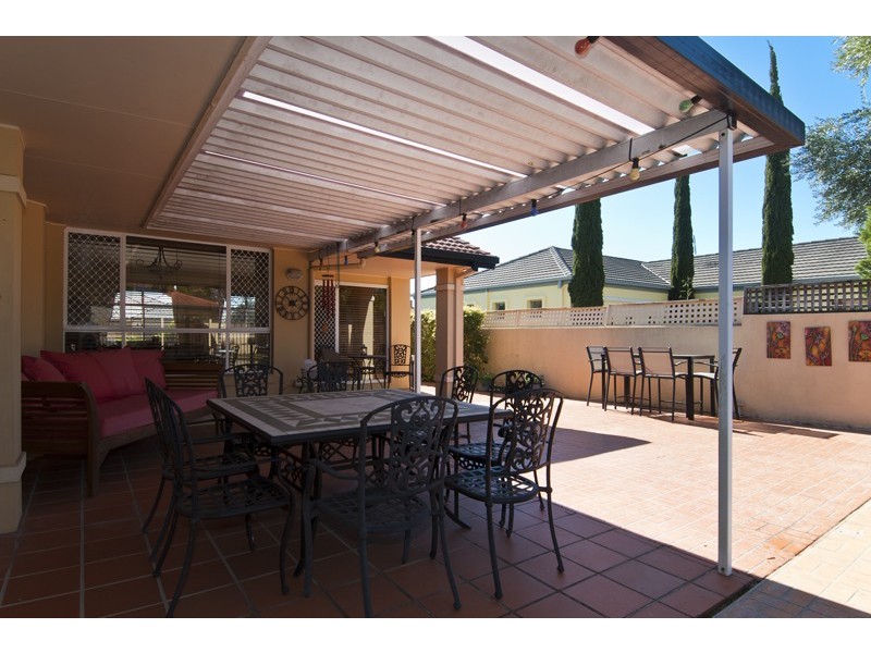 39 Beauty Point Drive, Robina QLD 4226